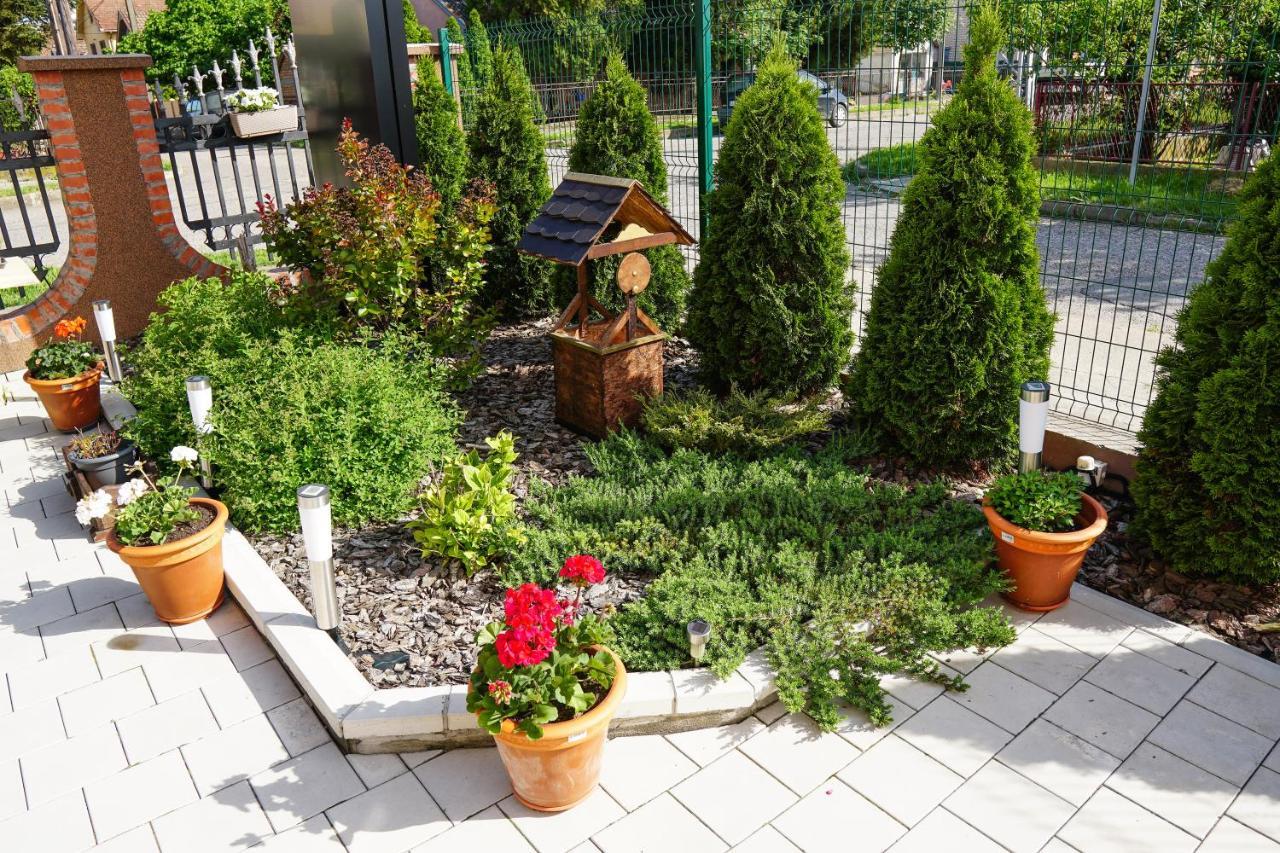 Kristall Apartments Šabac エクステリア 写真