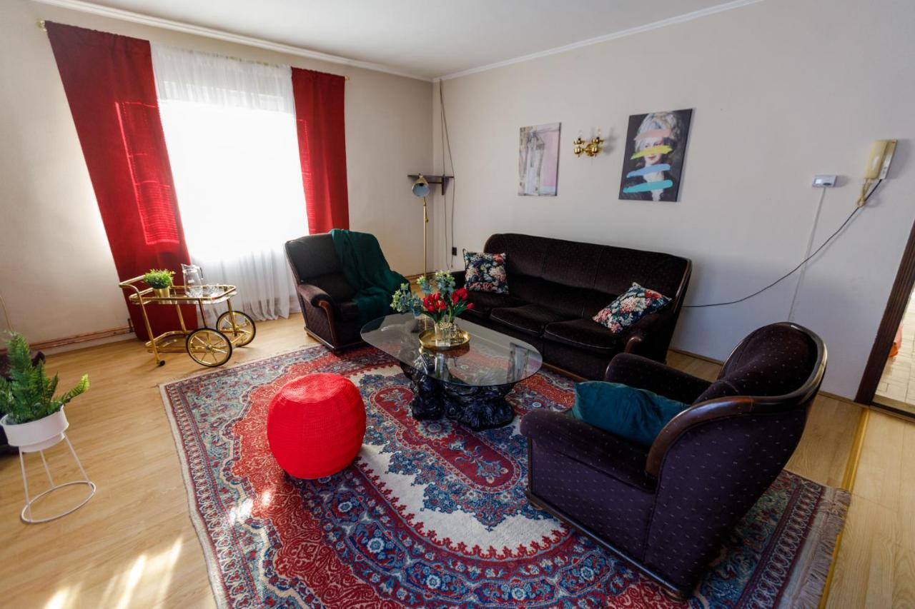 Kristall Apartments Šabac エクステリア 写真