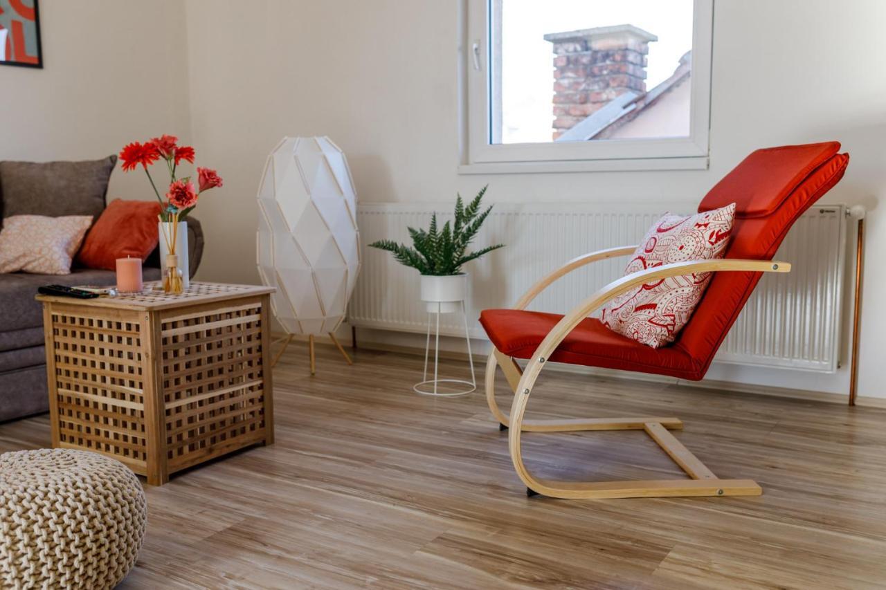 Kristall Apartments Šabac エクステリア 写真